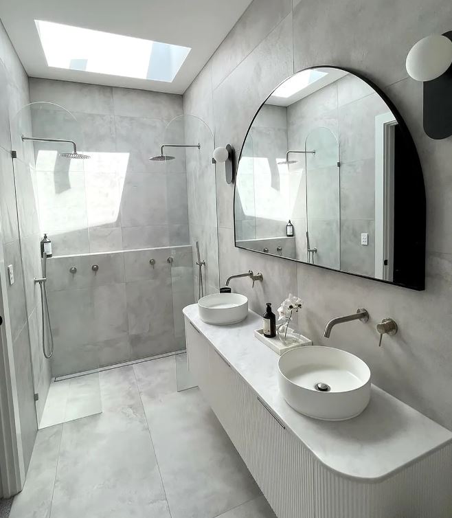 Bathroom with installed bondi Satin White Vanity 1000mm