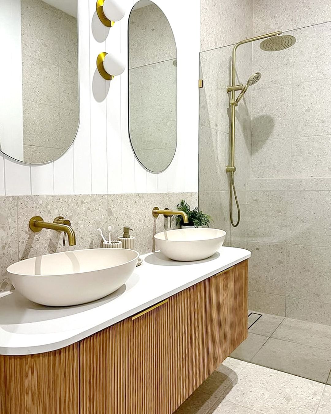 Bathroom with enclosed shower, mirrors, basins and Bondi 1500mm Woodland Oak Fluted Curve Vanity