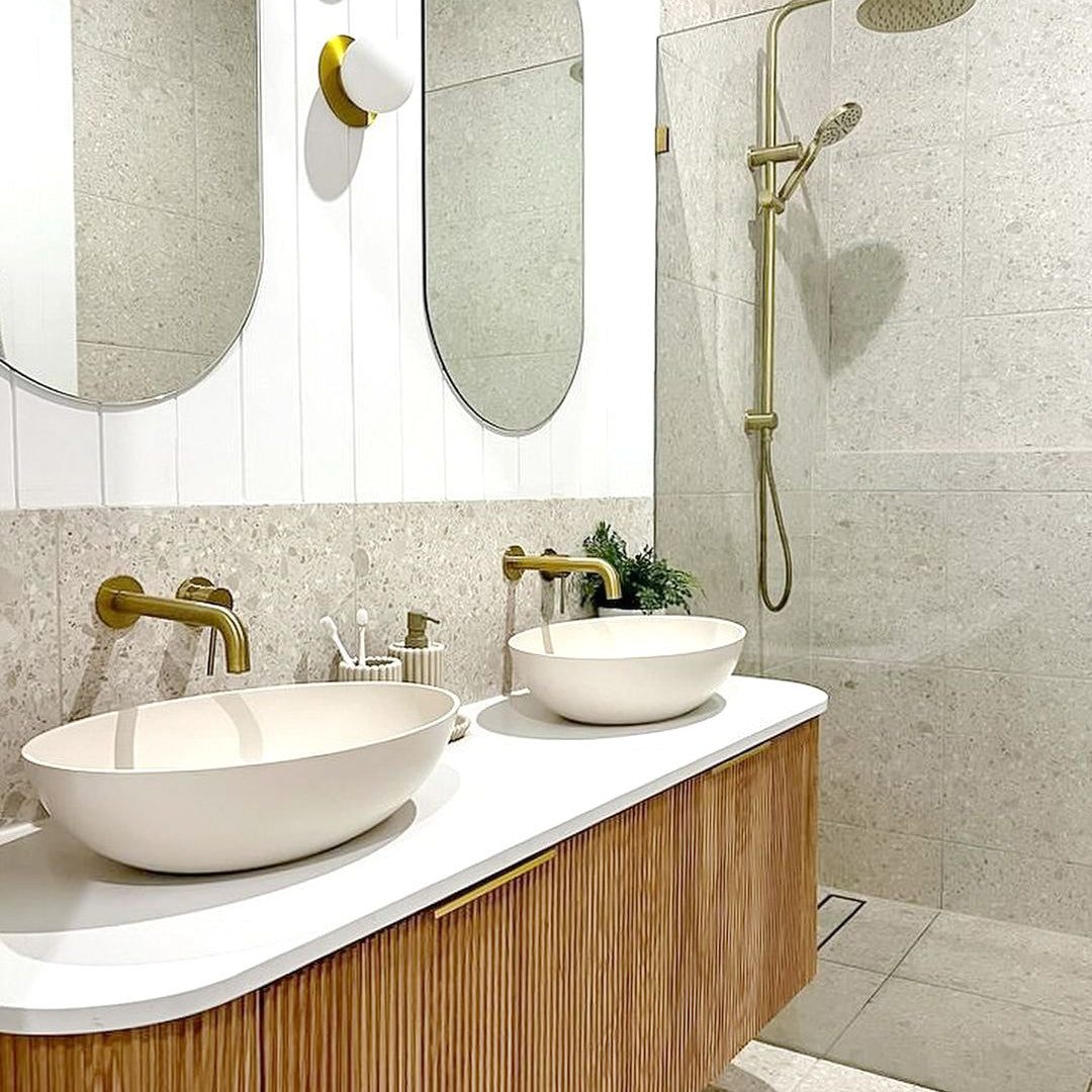 Bathroom with enclosed shower, mirrors, basins and Bondi 1500mm Woodland Oak Fluted Curve Vanity