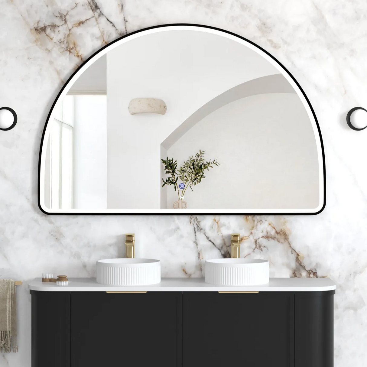 Bathroom with mounted Moonlight Archie 1000mm LED Mirror - Black Frame front view
