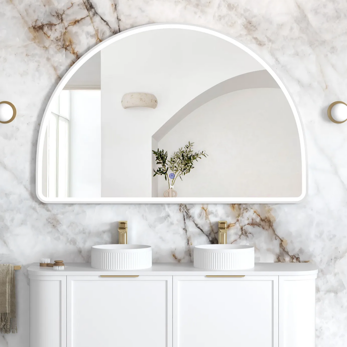 Bathroom with mounted Moonlight Archie 1000mm LED Mirror - White Frame front view