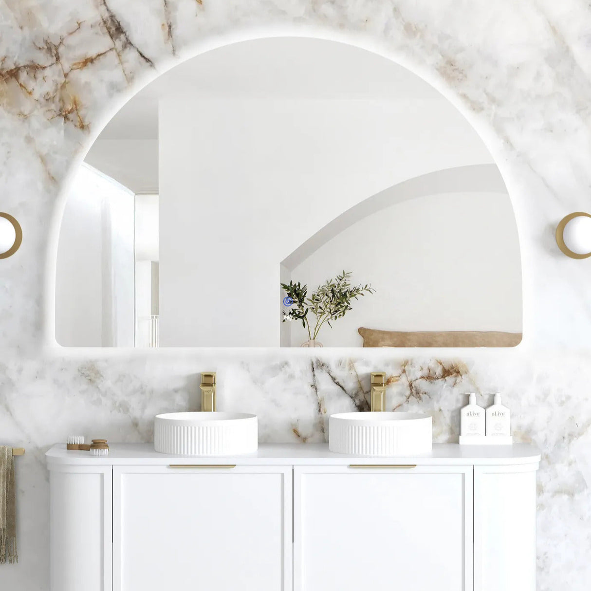 Bathroom with Moonlight Archie 1000mm Led Mirror Frameless front view