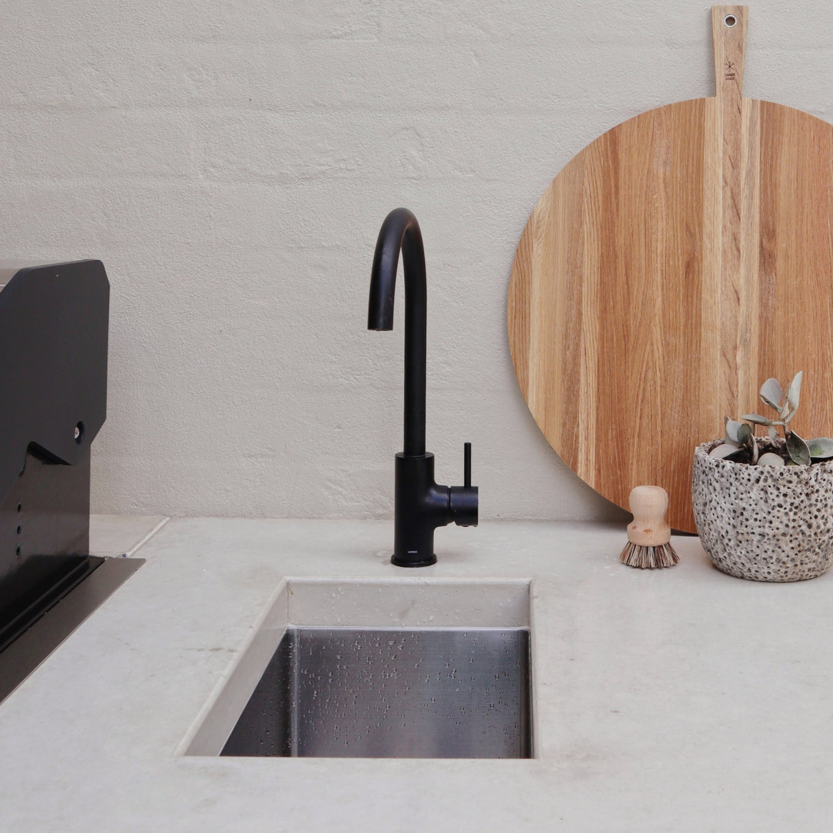 SYDNEY Kitchen Mixer Black