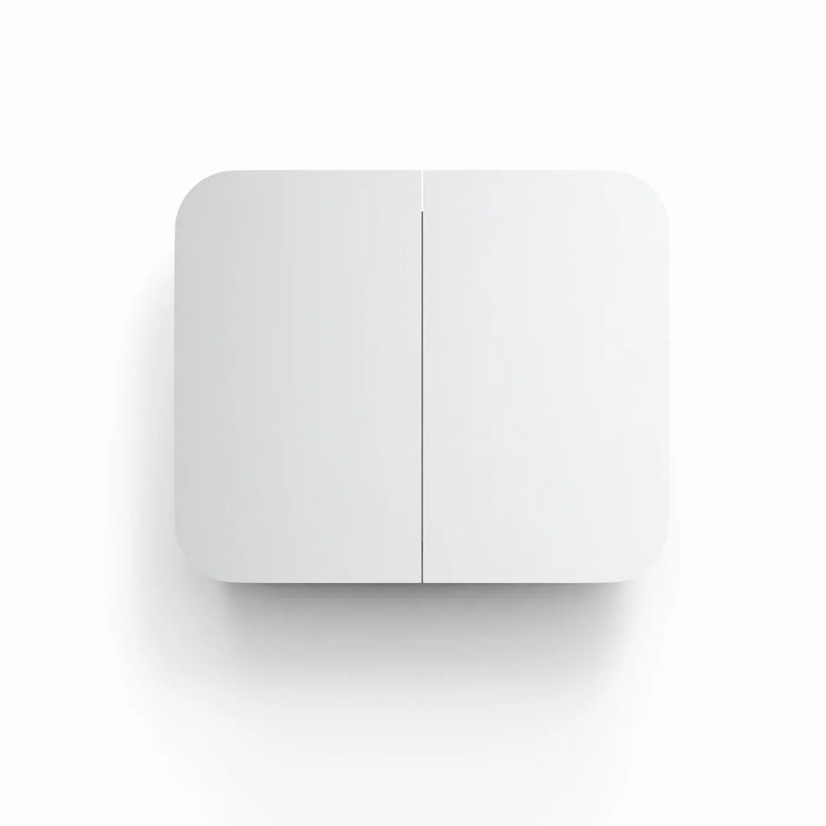 900x750mm shaving cabinet on a white background